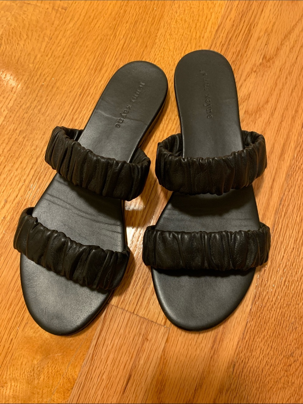 Jenni Kayne Black Ruched Double-Strap Slide Sandals. Size 9